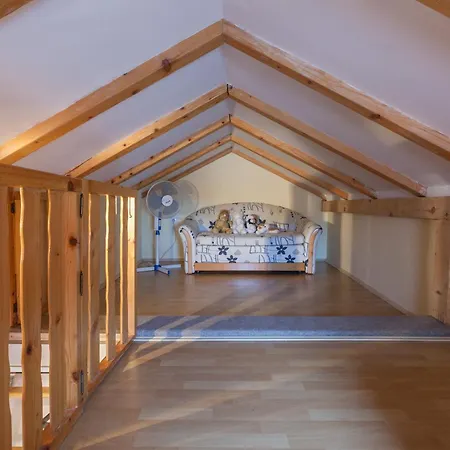 Heritage House Apola