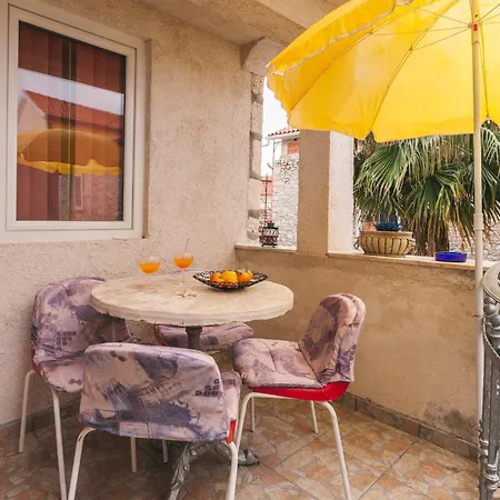 Heritage House Apola *